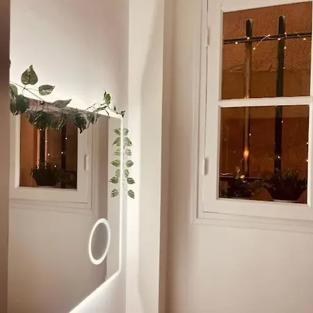 Lägenhet Charmant 70 M2 Coeur De Nice